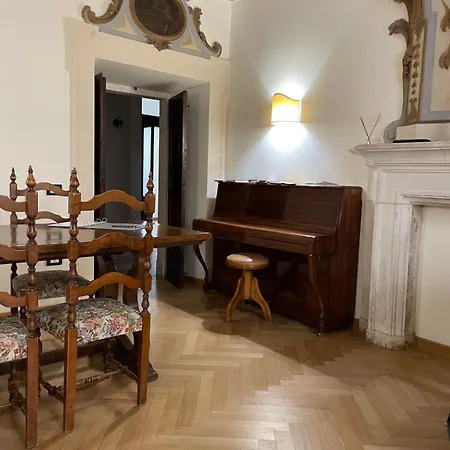 Palazzo Zuzi Nel Cuore Della Apartamento *