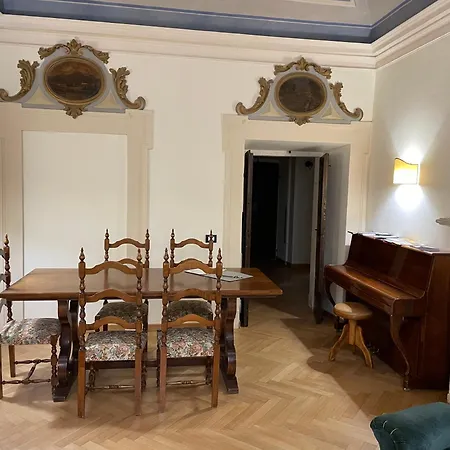 Palazzo Zuzi Nel Cuore Della Apartamento